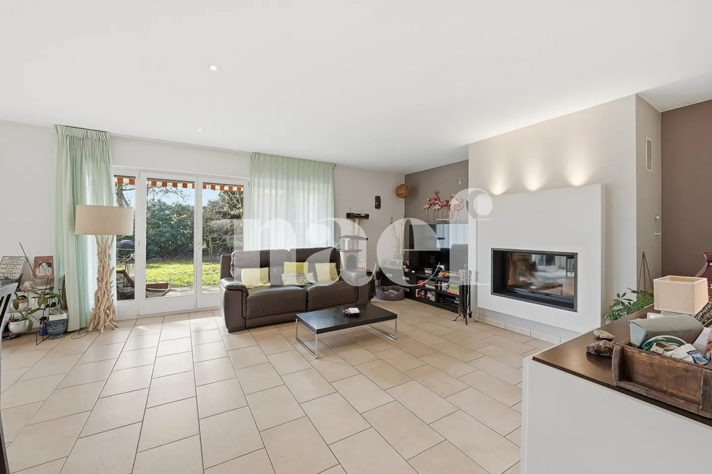 Duplex spacieux avec jardin privé - Photo 2 sur 13