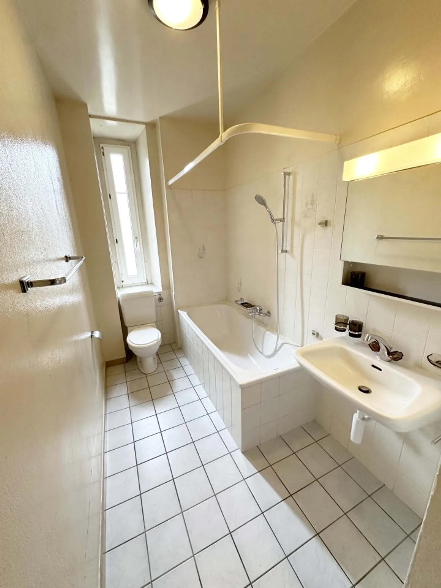 05600 - Appartamento 4½ locali - J.-F.-Houriet 5 - Le Locle - Foto 5 di 5