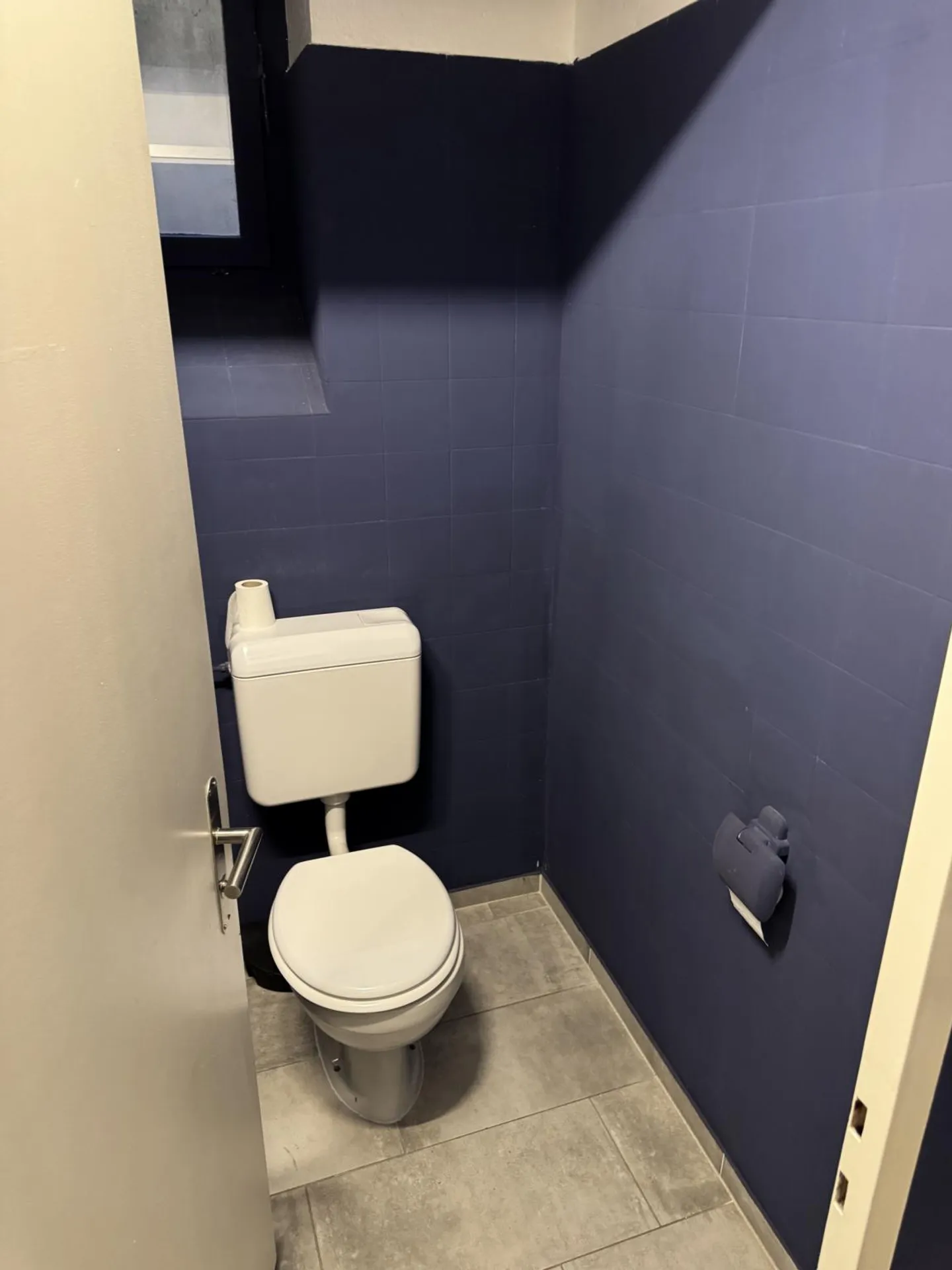 Restaurant with Terrace in Prime Location - Photo 8 of 10