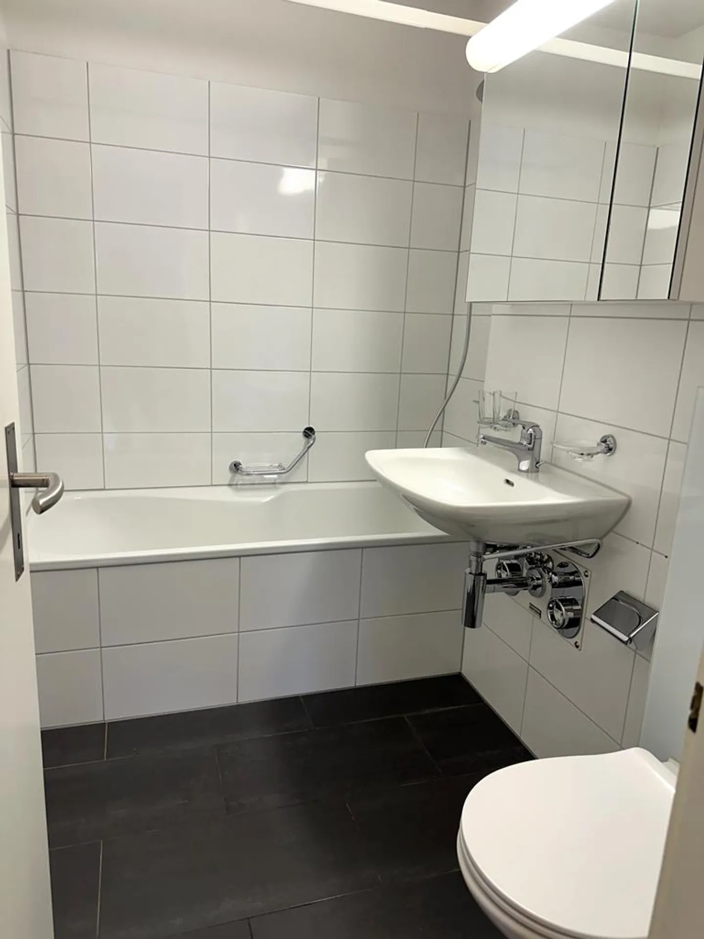 Belle appartement de 3 pièces avec vue - Photo 3 sur 7