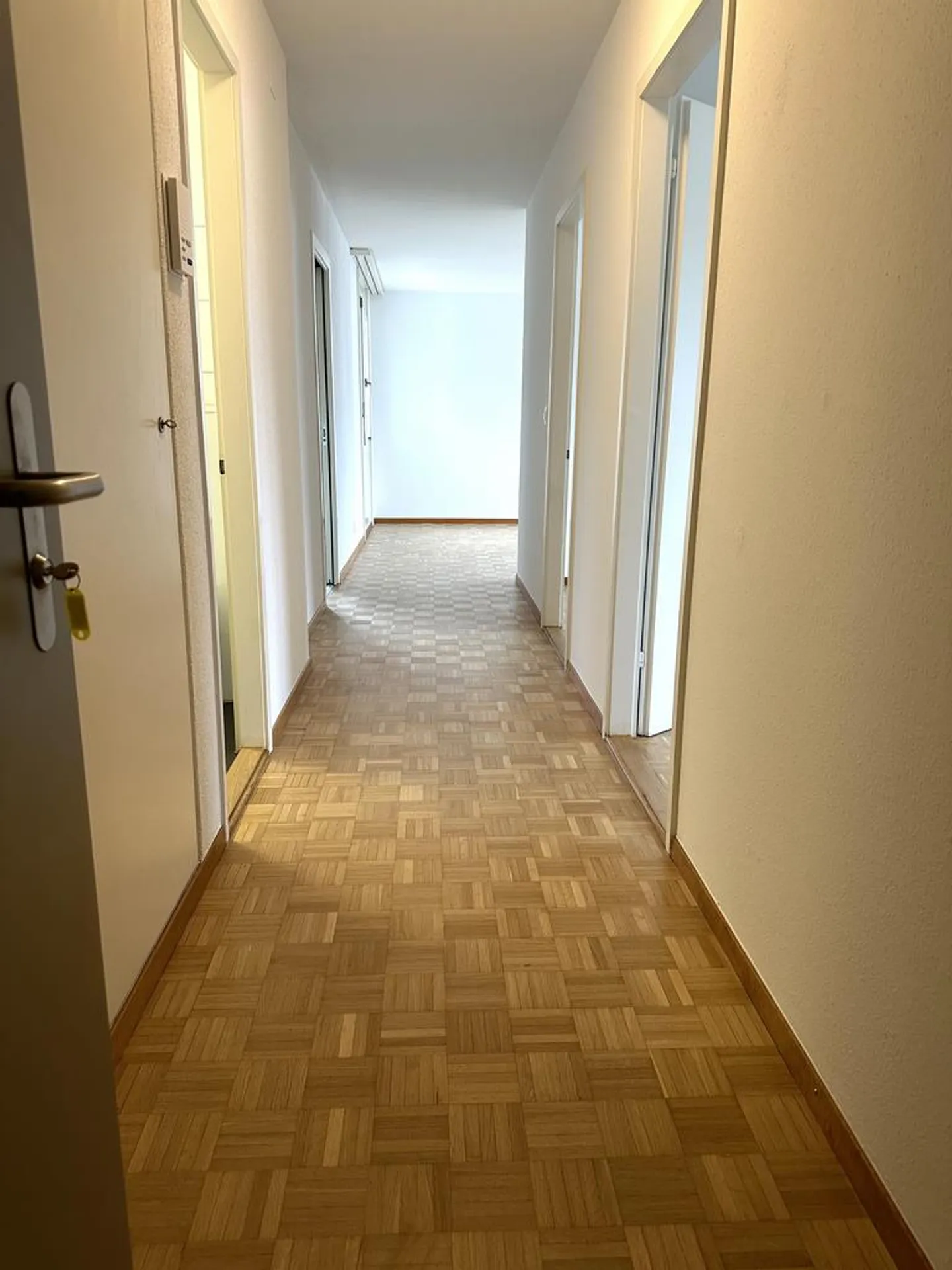 Belle appartement de 3 pièces avec vue - Photo 4 sur 7