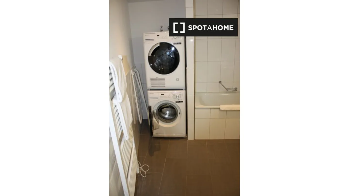 Scopri, visita e affitta la tua nuova casa online con piena fiducia. - Foto 13 di 18