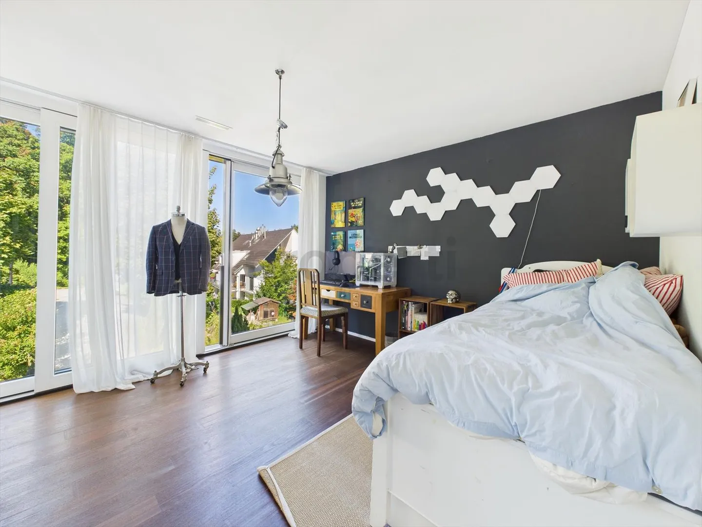 Bellissima casa angolare a Rüschlikon - Foto 8 di 13
