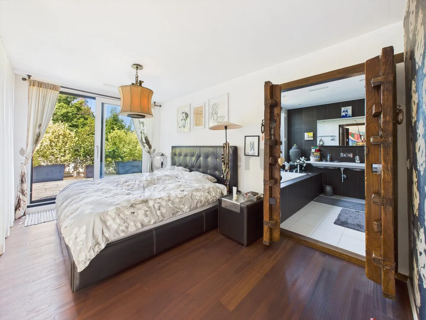 Bellissima casa angolare a Rüschlikon - Foto 9 di 13
