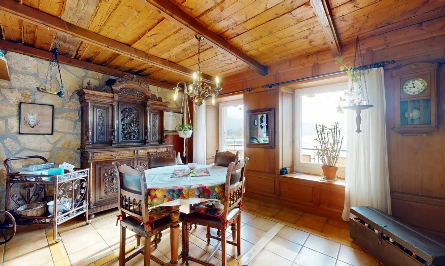 The Bridge: Property on the Quays with Garden and Underground Parking - Photo 7 of 11