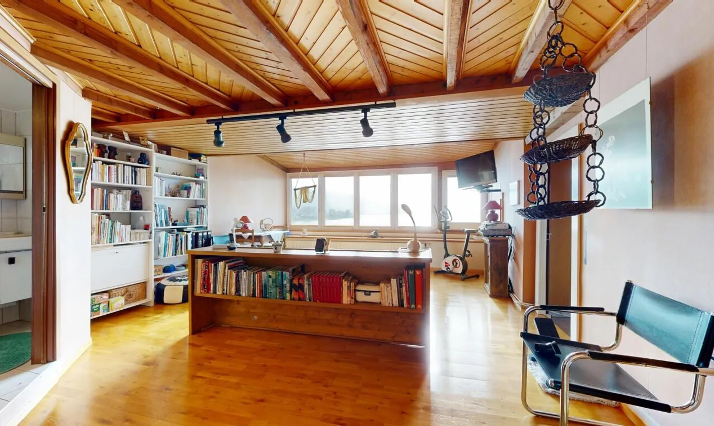 The Bridge: Property on the Quays with Garden and Underground Parking - Photo 9 of 11