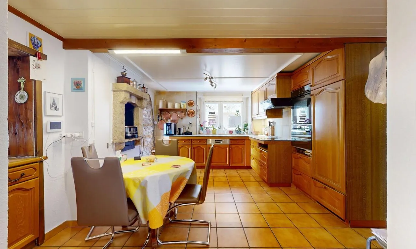 The Bridge: Property on the Quays with Garden and Underground Parking - Photo 10 of 11