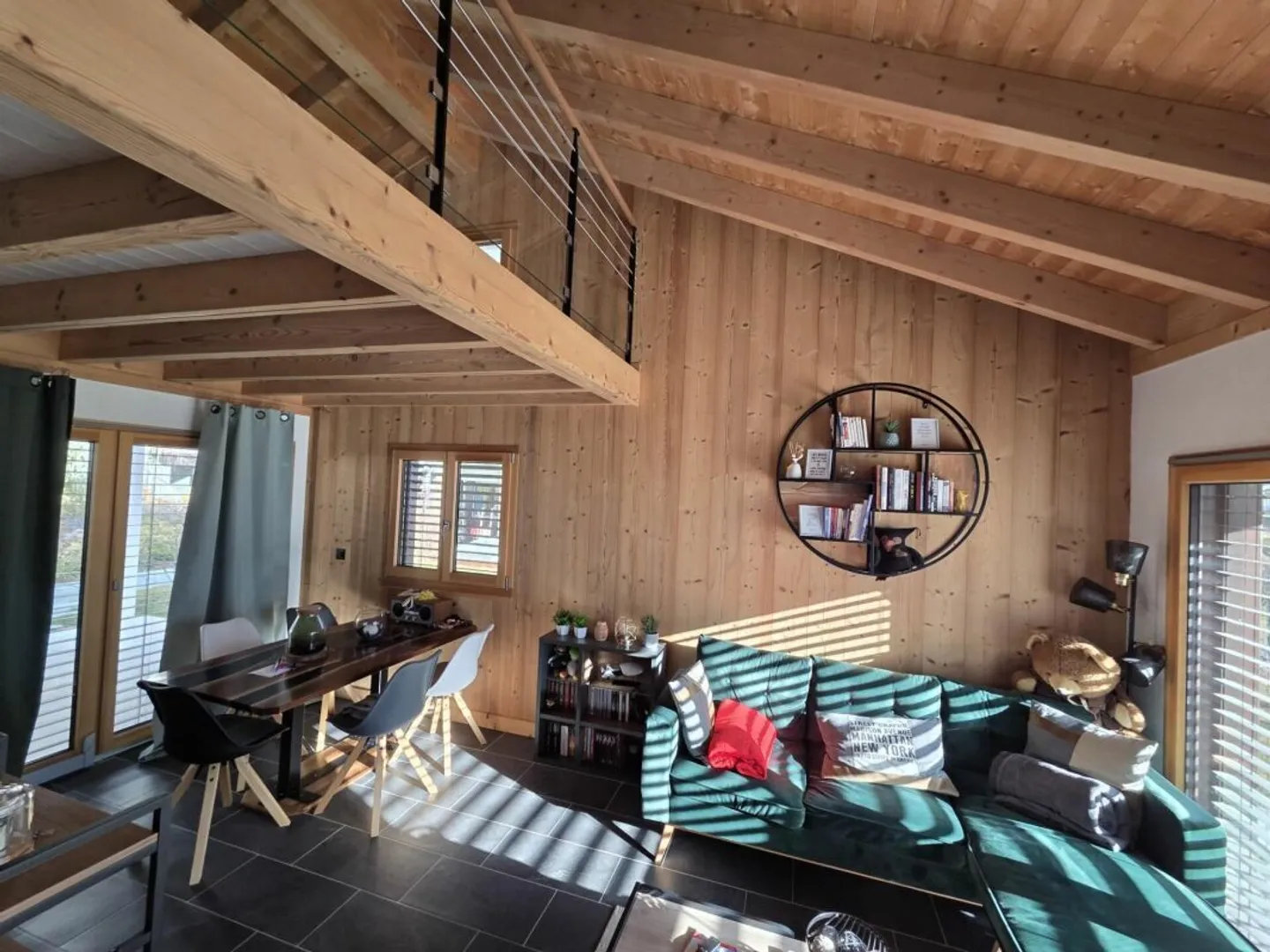 Standing - New Triplex with Terrace and Parking Spaces - Minergie Label - Photo 9 of 10