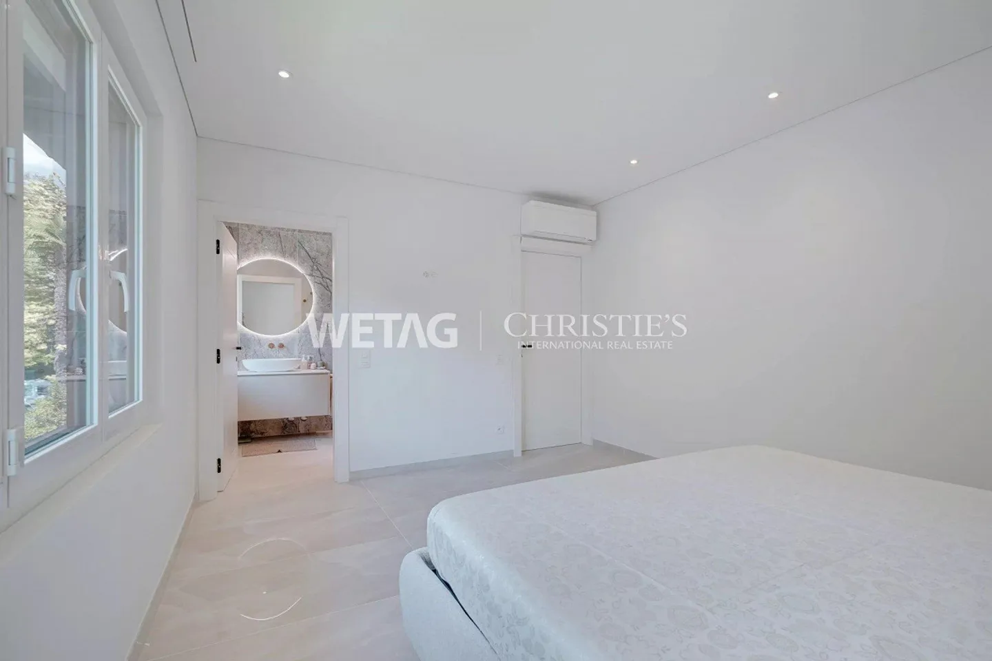 Locarno-Monti: Exklusive Wohnung mit grosszügiger überdachter Terrasse & Panoramablick zu verkaufen - Foto 9 von 13