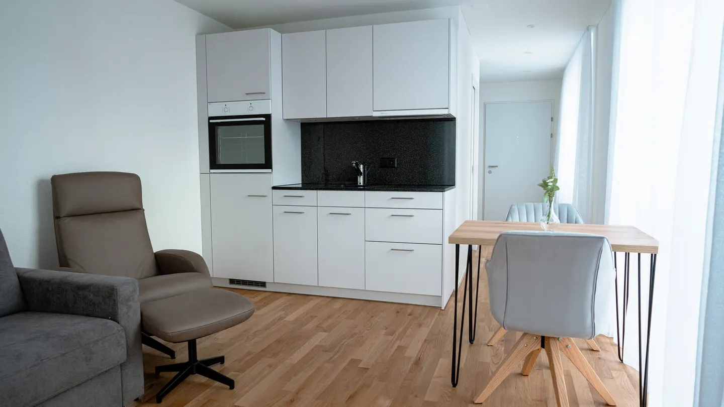 Möblierte Gartenwohnung in Dübendorf - Foto 7 von 8