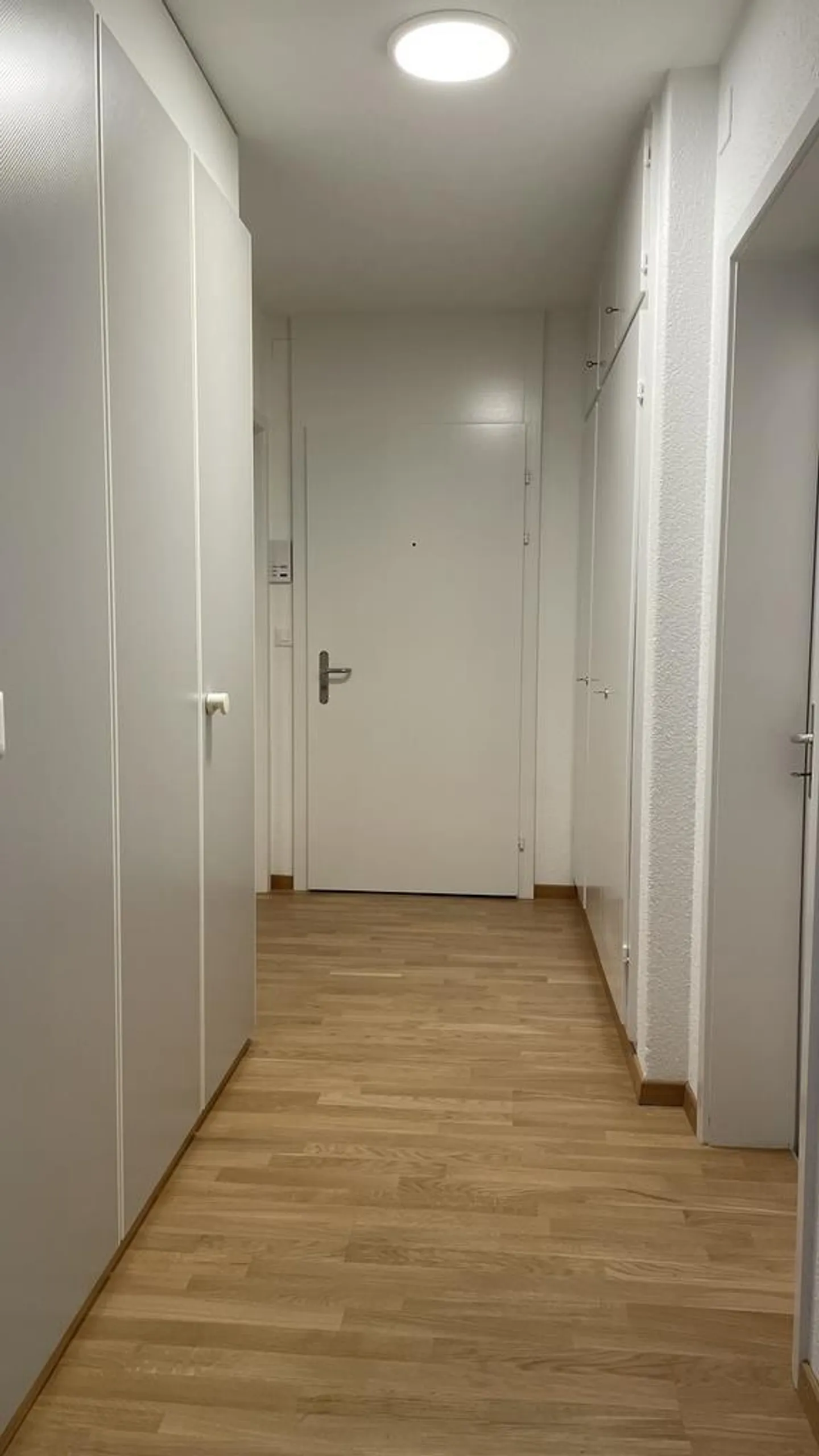 Viewing on 04.11. + 06.11.2025 between 10:00 - 11:00 AM - Photo 8 of 8