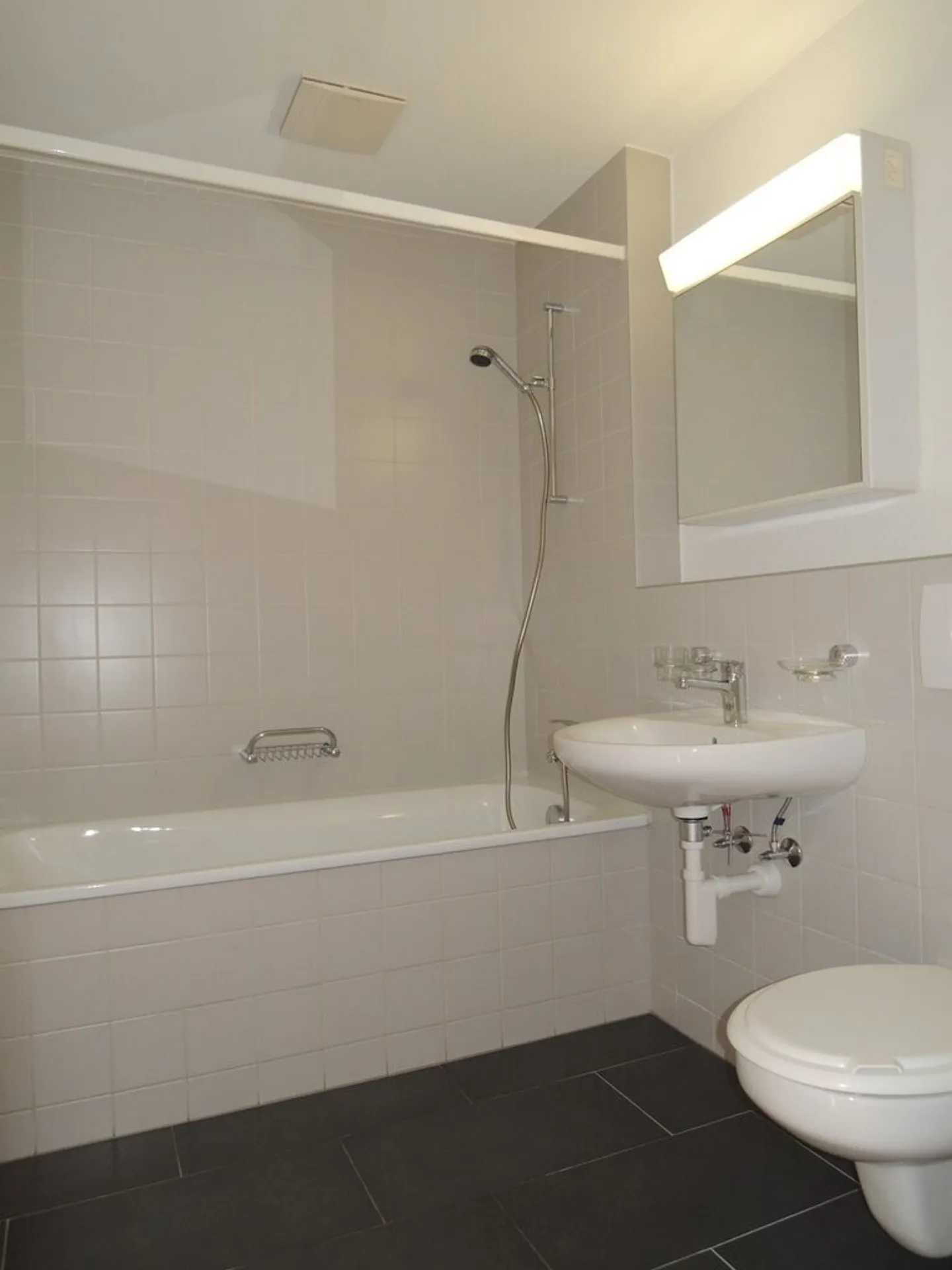 Your new home with private seating area - Photo 5 of 5