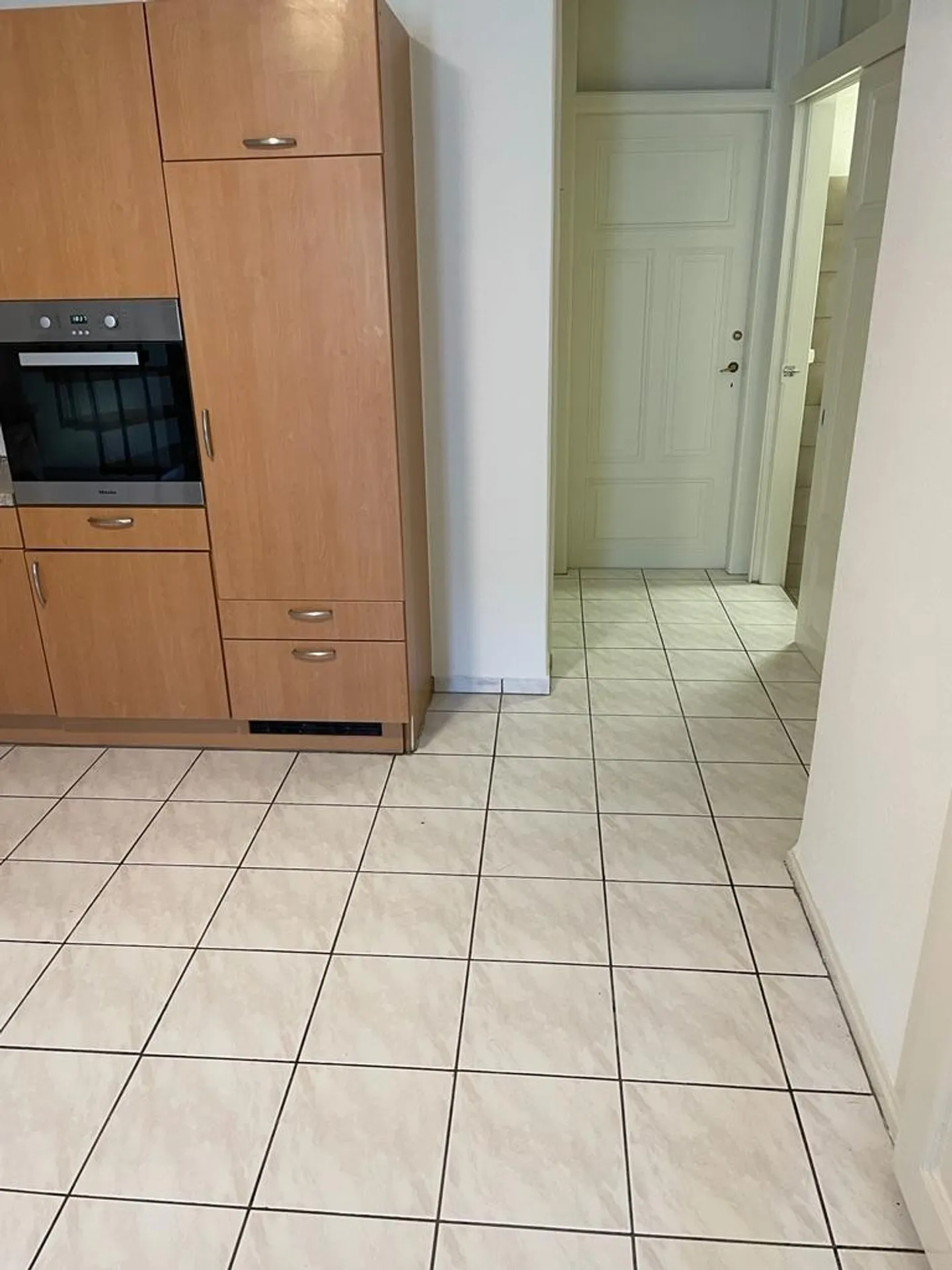 Camera doppia in un appartamento spazioso - proprio nel centro! - Foto 8 di 10