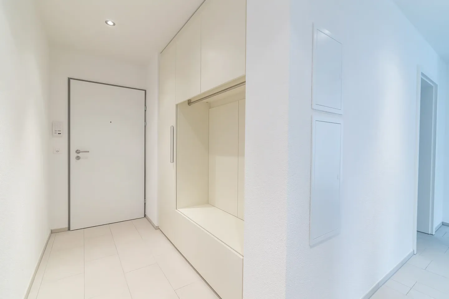 Appartement lumineux de 2,5 pièces avec grand espace de vie à Fahrweid - Photo 6 sur 13