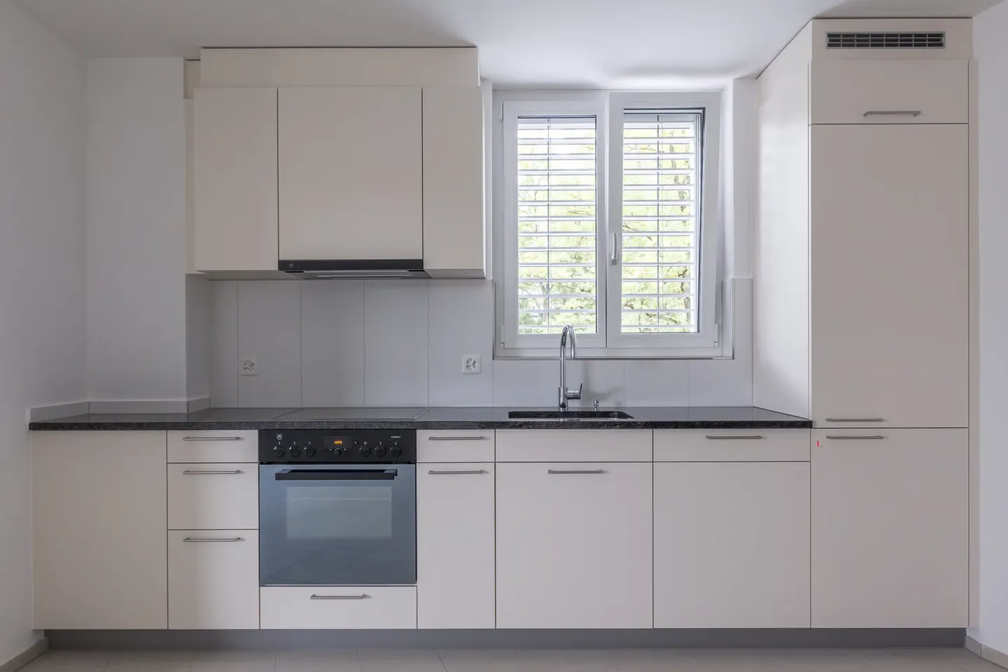 Appartement lumineux de 2,5 pièces avec grand espace de vie à Fahrweid - Photo 11 sur 13