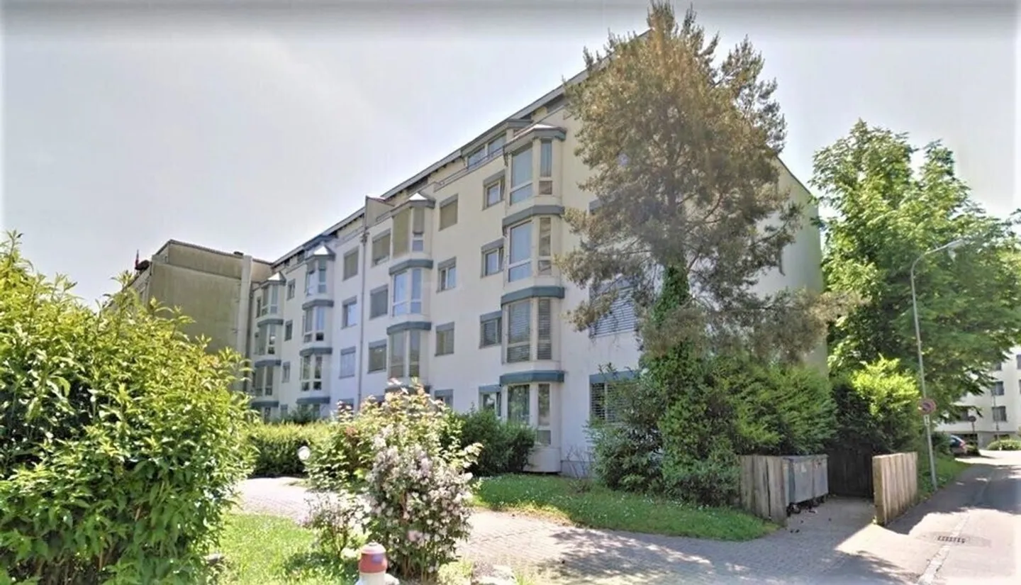 Rent outdoor parking space in Pratteln - Photo 1 of 1