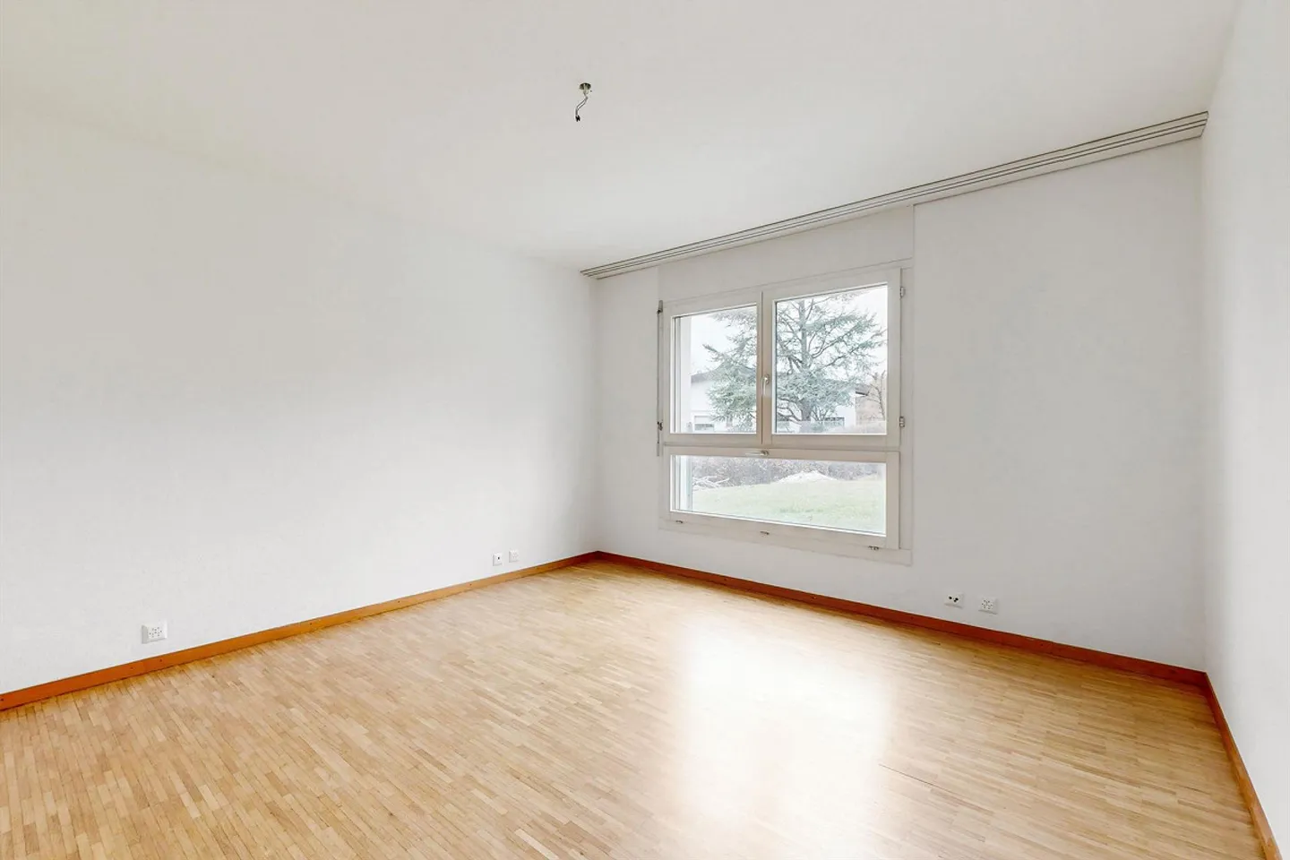 Ruhe an den Toren der Stadt - Foto 4 von 9