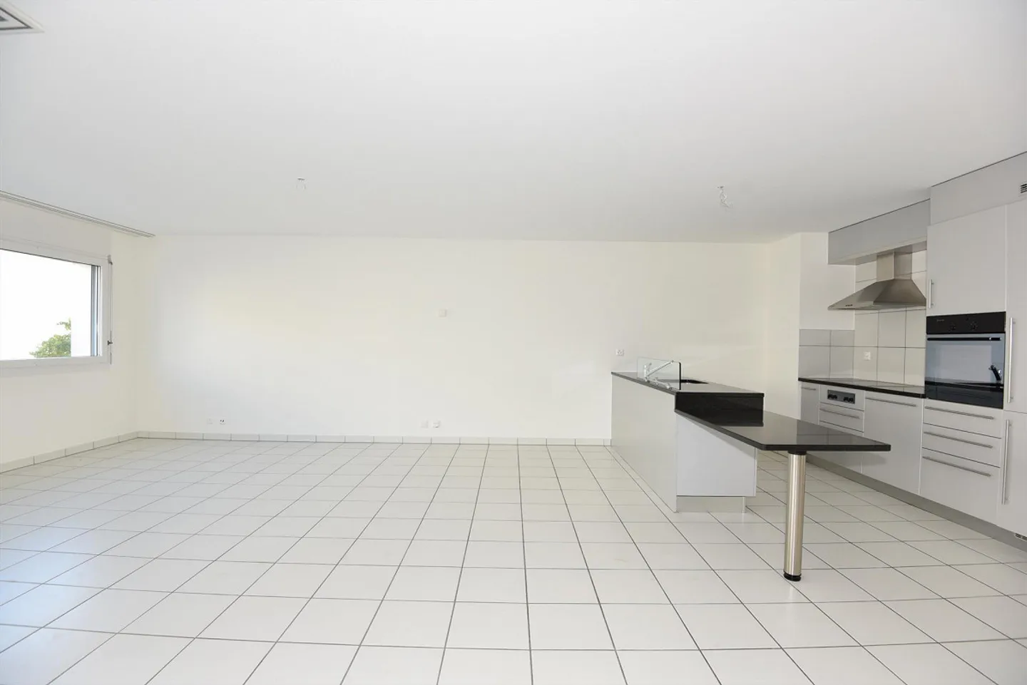 Ruhe an den Toren der Stadt - Foto 2 von 9