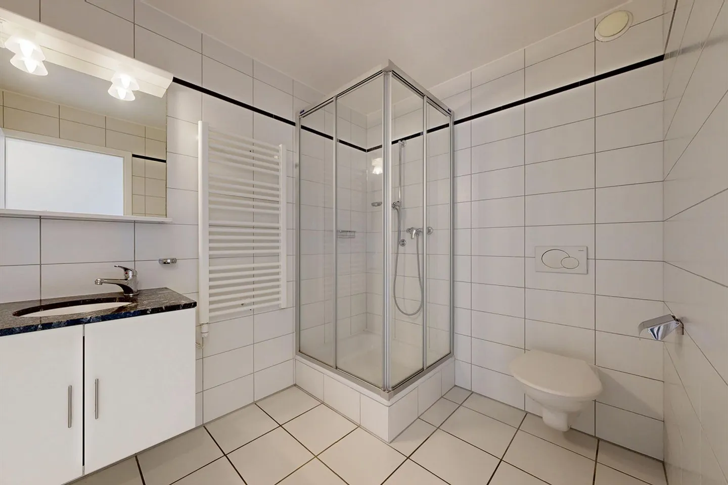 Ruhe an den Toren der Stadt - Foto 5 von 9