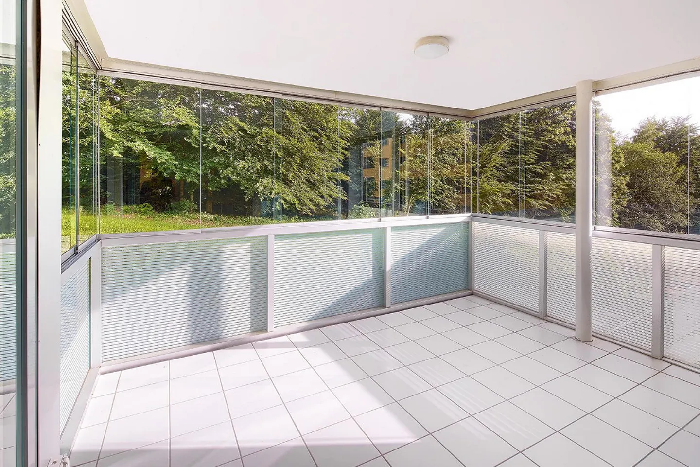 Ruhe an den Toren der Stadt - Foto 7 von 9