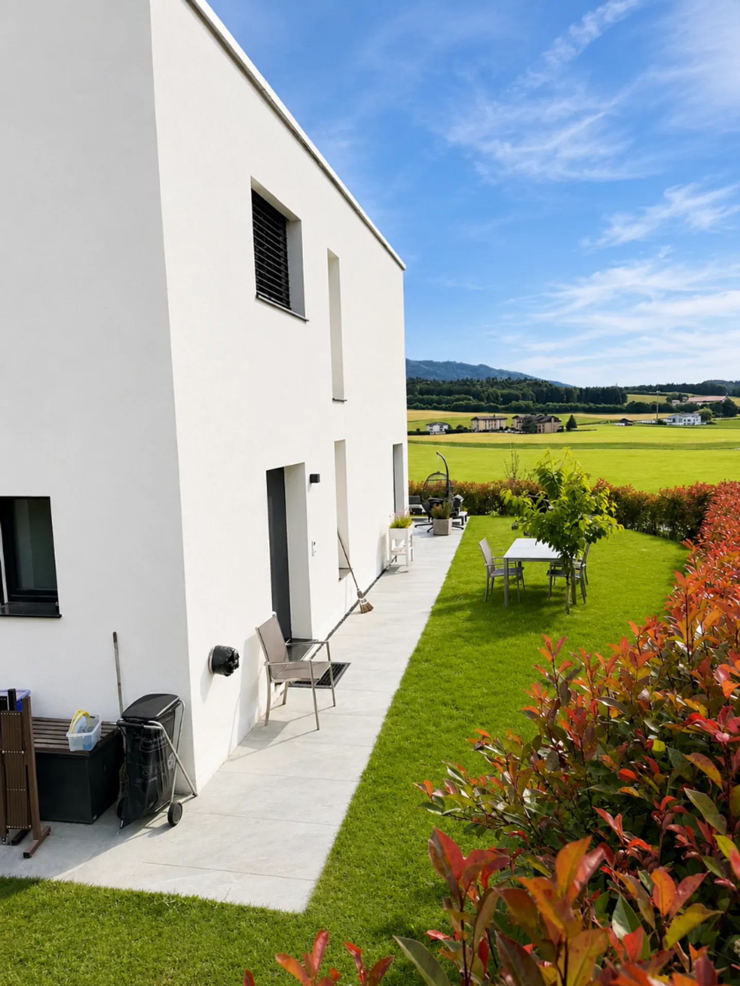 4.5-room villa with garden and terrace - Available from 01.09.2026 - Photo 1 of 2