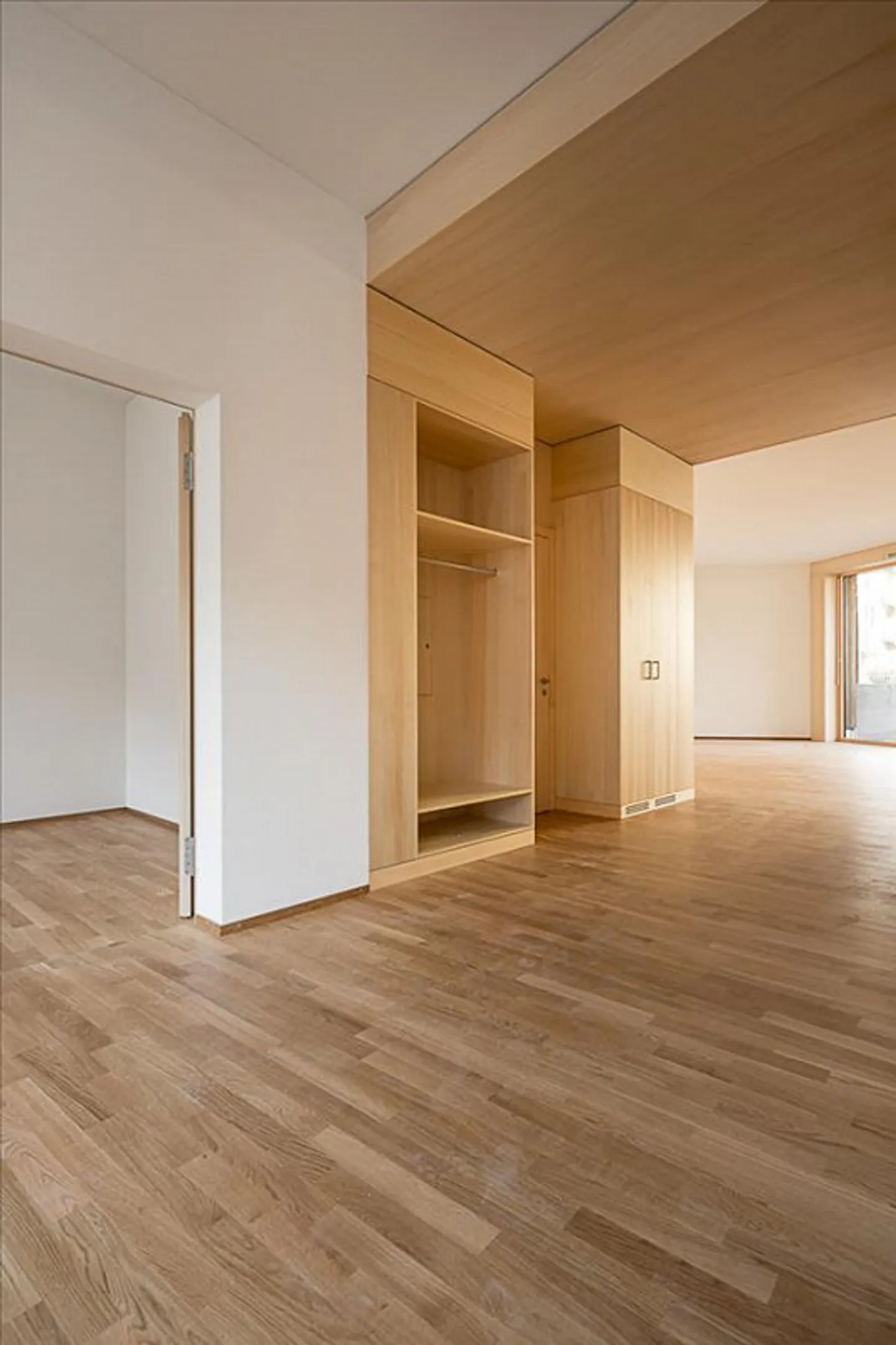 Rent without deposit - Tschent Wohna - urban with plenty of green space - Photo 10 of 11