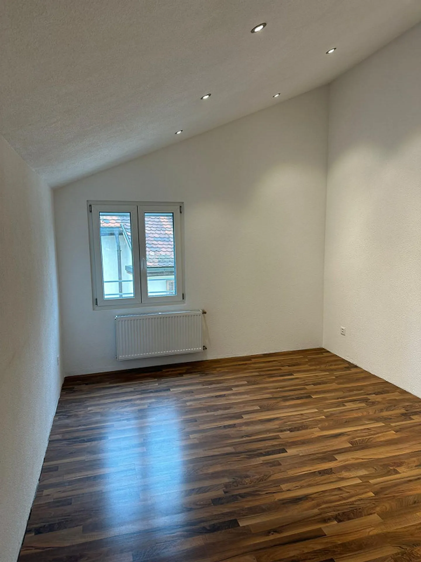 Appartamento mansardato di nuova costruzione - Foto 12 di 13
