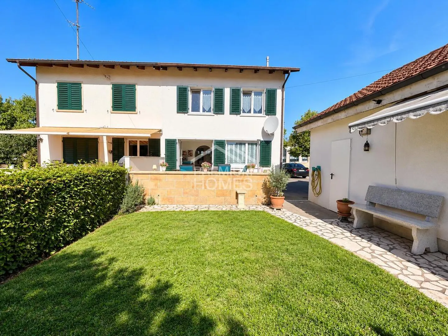 Charmantes Doppeleinfamilienhaus - Foto 1 von 13