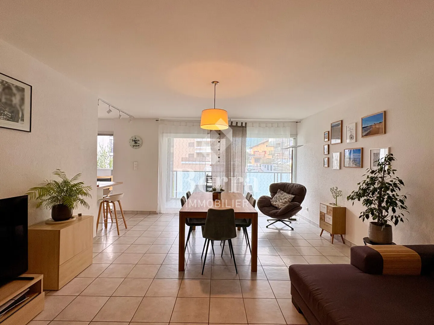 Charmante 4.5 Zimmer Wohnung - Foto 3 von 19