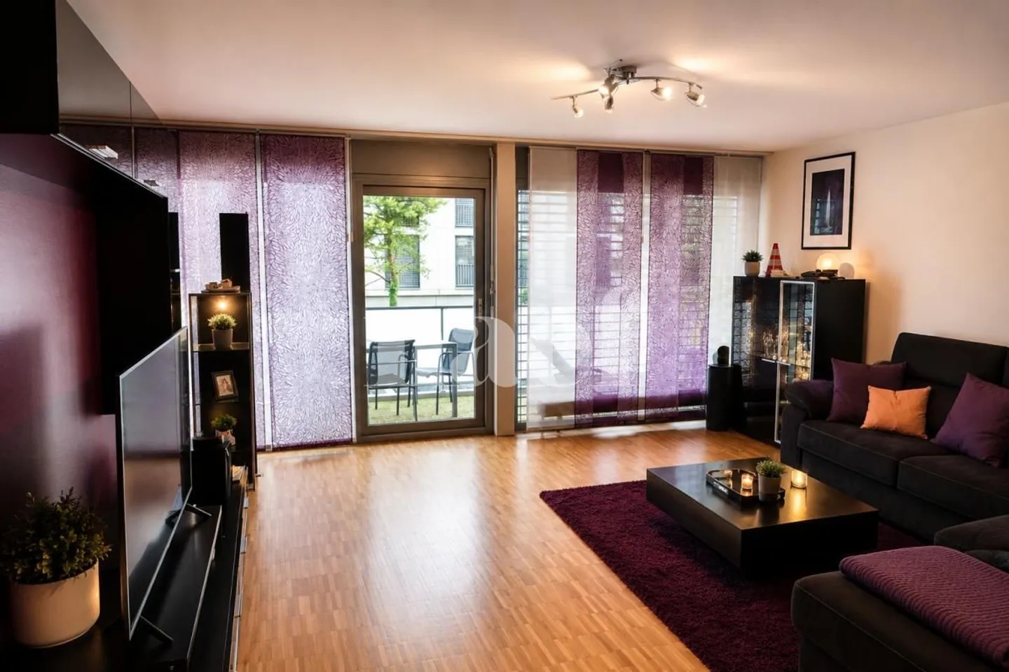 Beautiful 4.5-room apartment on the 1st floor with balcony of approx. 116.8m2 - Photo 4 of 6