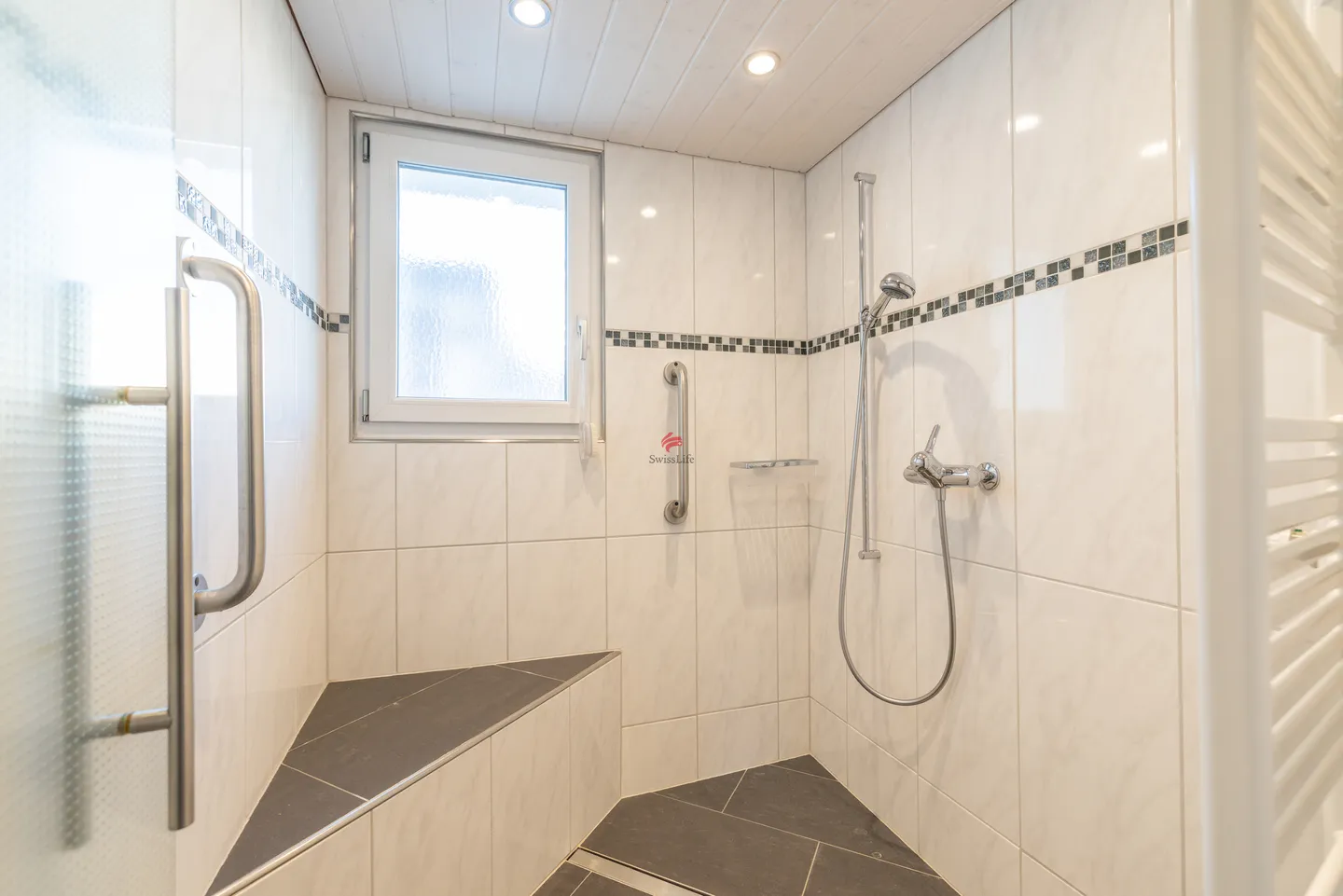 Charming Residential and Commercial Building - Photo 7 of 13