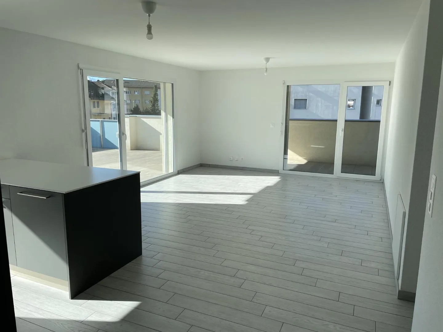 3.5 Room Apartment - Photo 6 of 14