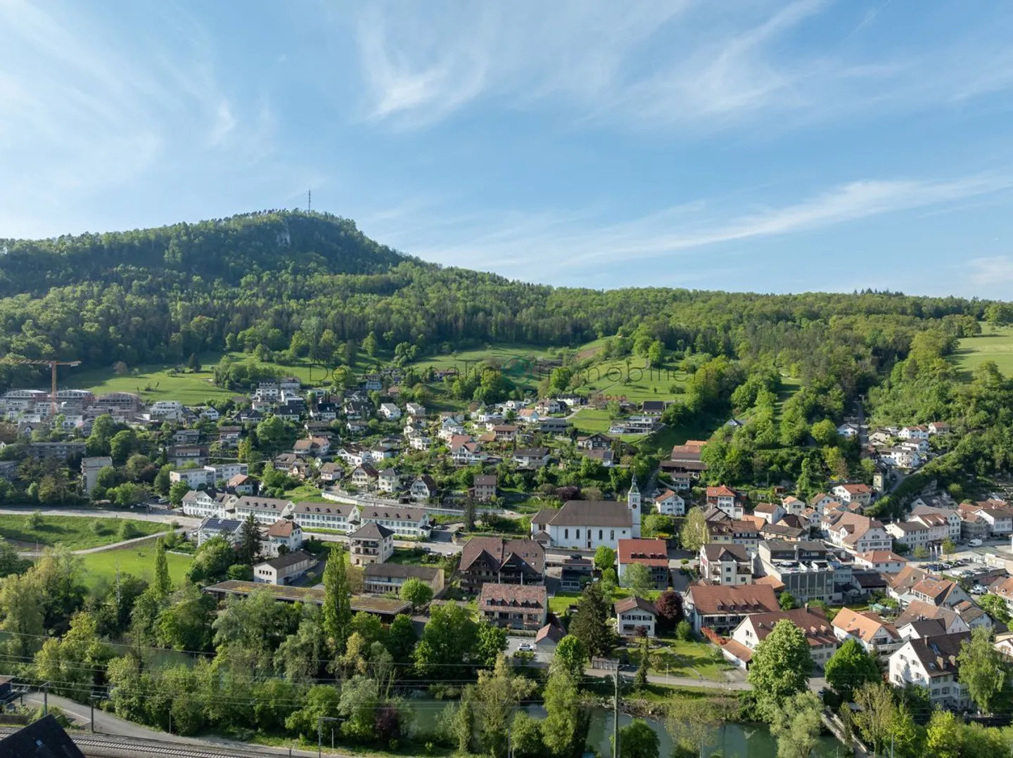 Wohnen im Grünen - Stadtnah - Freistehendes 6.5-Zimmer-Einfamilienhaus, Minergie, Ruhe &amp; Aussicht - Foto 8 von 13