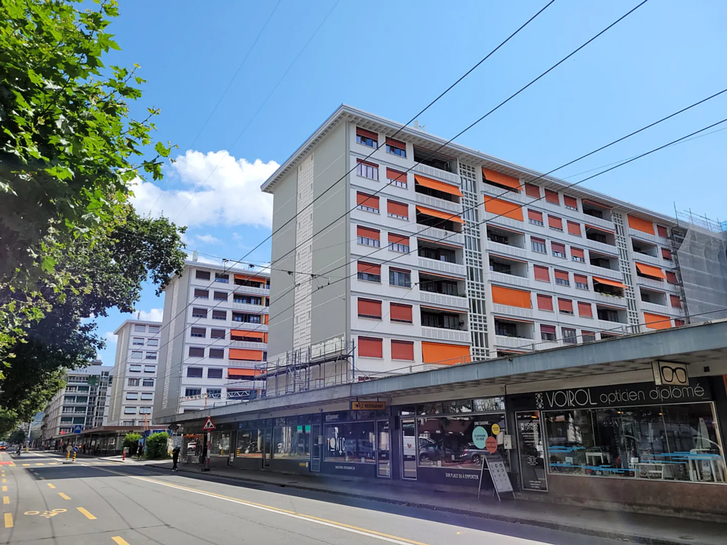 Arcade of 189m2, access located at Boulevard Carl-Vogt 30. - Photo 1 of 4