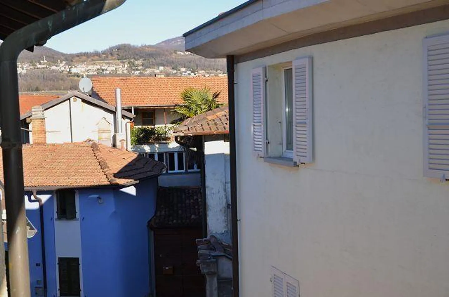 House of 4 apartments in the nucleus to be renovated with the approved project... - Photo 15 of 19