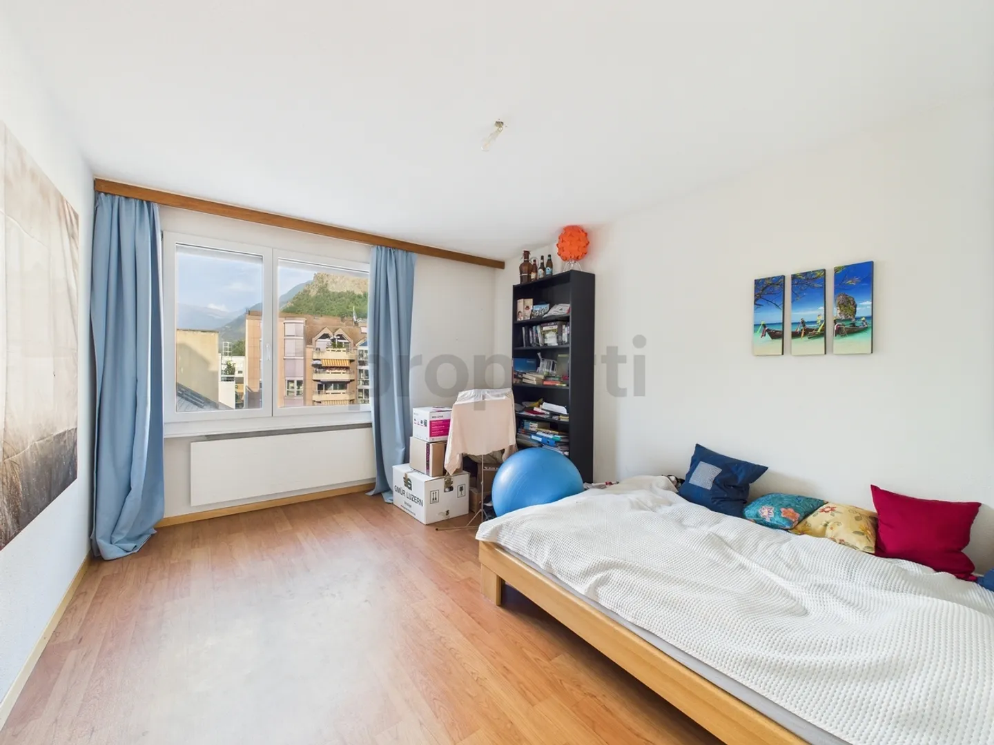 Appealing 4.5-room apartment in Visp, Canton VS - Photo 7 of 12