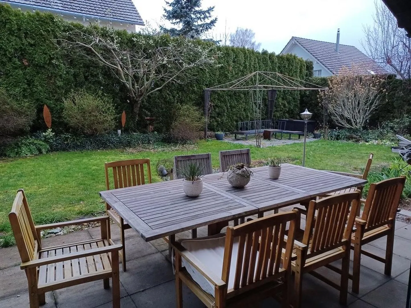 Casa unifamiliare ben tenuta in una posizione non edificabile - Foto 3 di 12