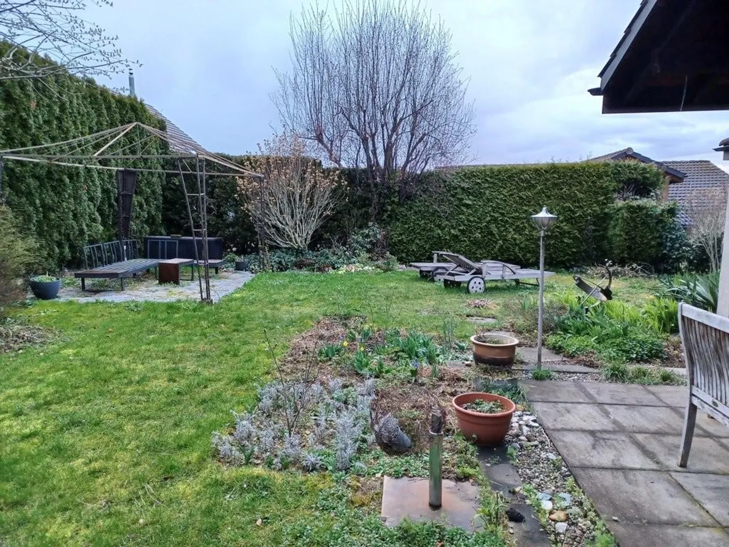 Casa unifamiliare ben tenuta in una posizione non edificabile - Foto 4 di 12
