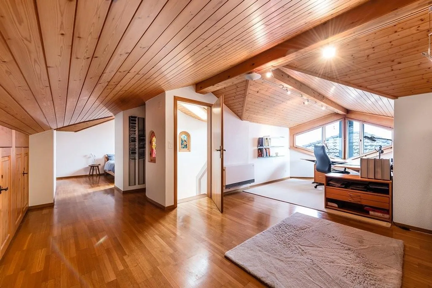 Casa unifamiliare ben tenuta in una posizione non edificabile - Foto 10 di 12