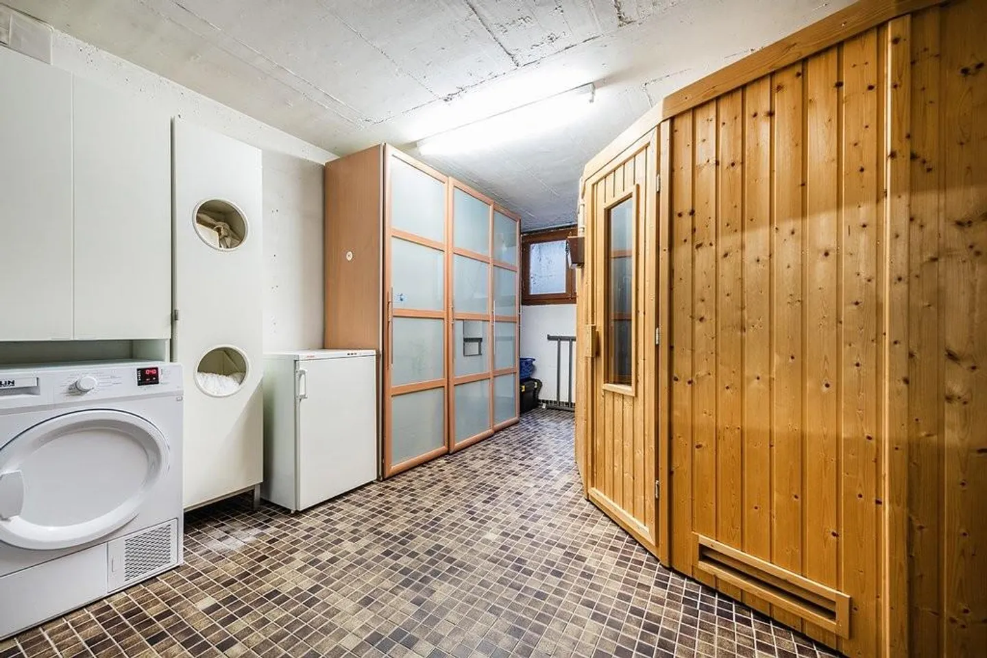 Casa unifamiliare ben tenuta in una posizione non edificabile - Foto 11 di 12