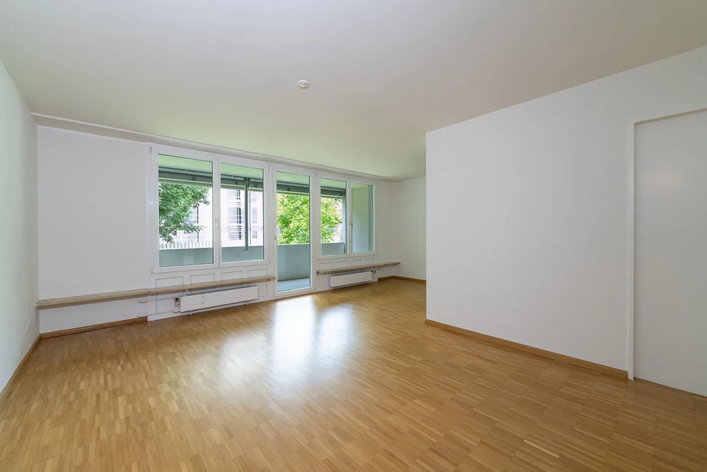 Attractive apartment in a quiet location - Photo 2 of 11