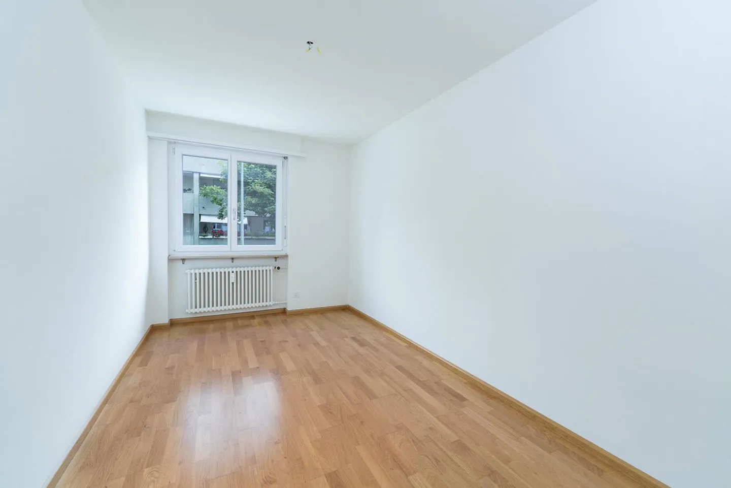 Attractive apartment in a quiet location - Photo 8 of 11