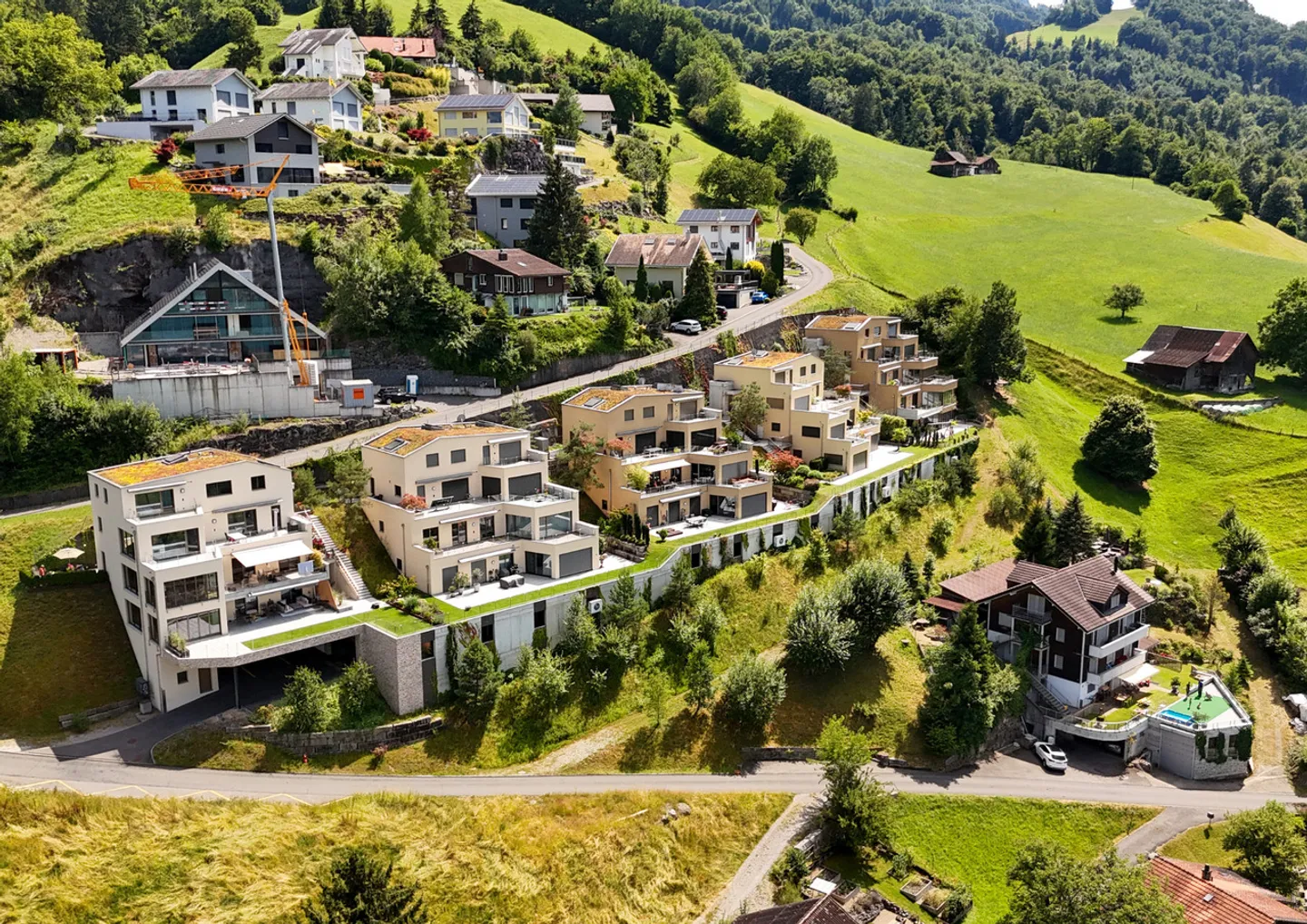 Stilvoll wohnen über dem Sarnersee - Foto 2 von 7