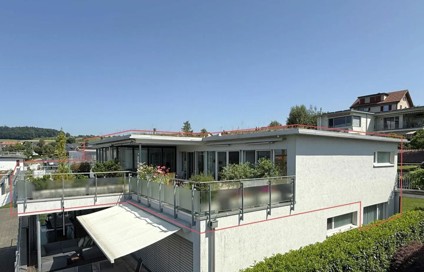 Esclusiva casa a schiera di 5½ locali con vista panoramica - Foto 1 di 17