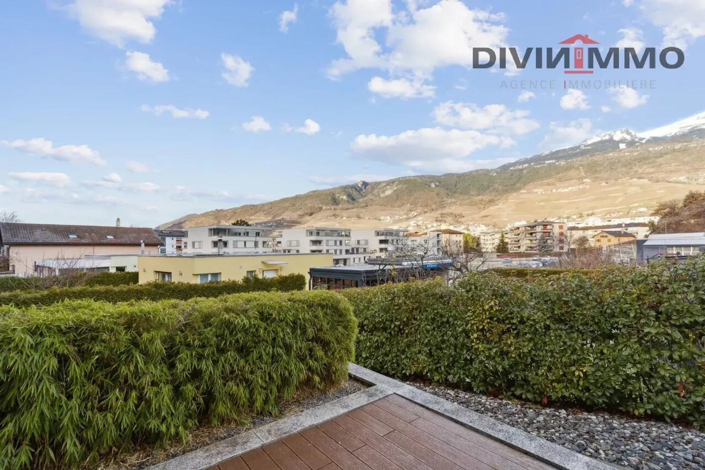 Appartement luxueux à Sierre avec des équipements modernes - Photo 11 sur 13