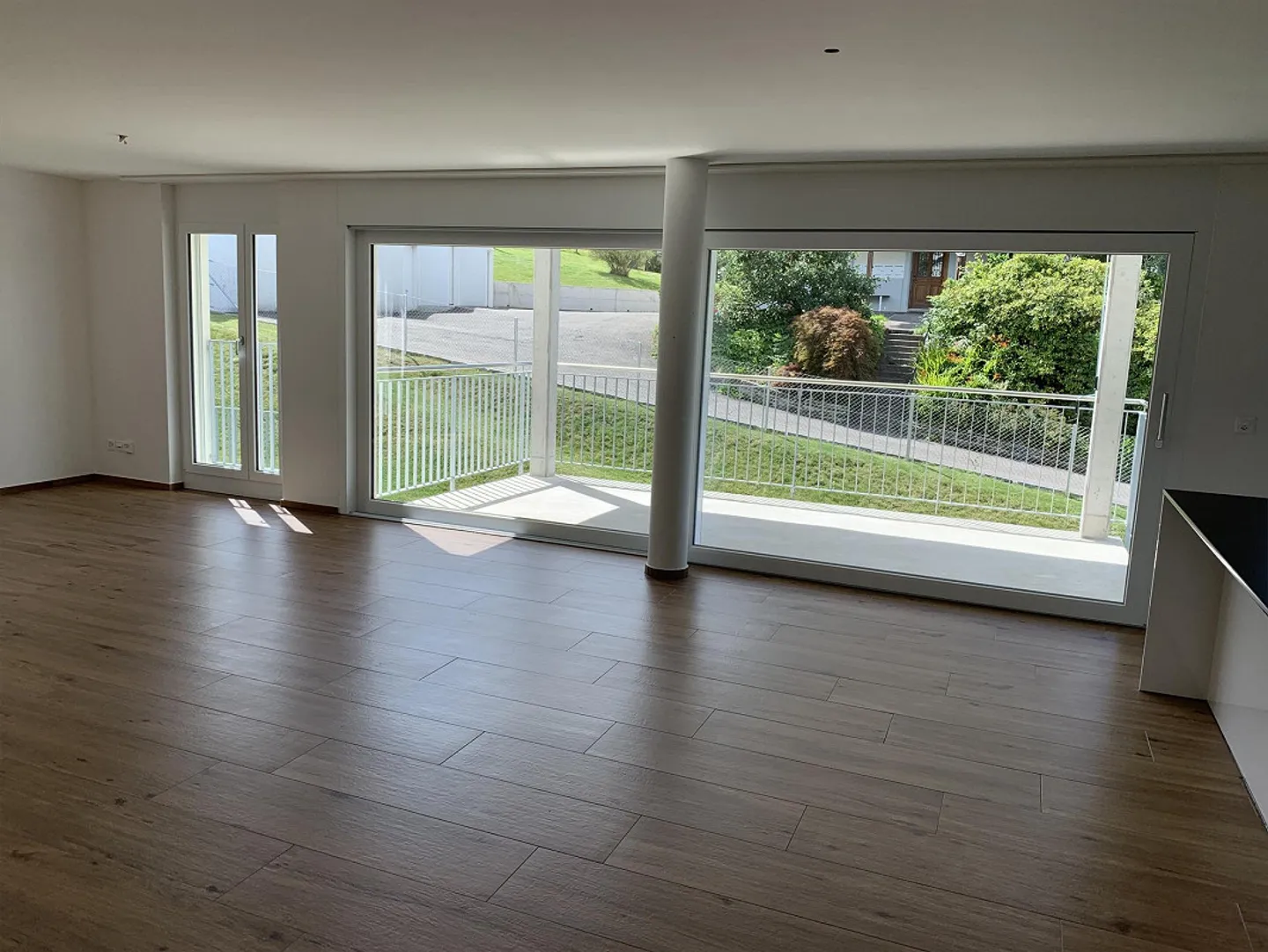 Appartamento 4.5 stanze top moderno in un quartiere tranquillo - Foto 4 di 14