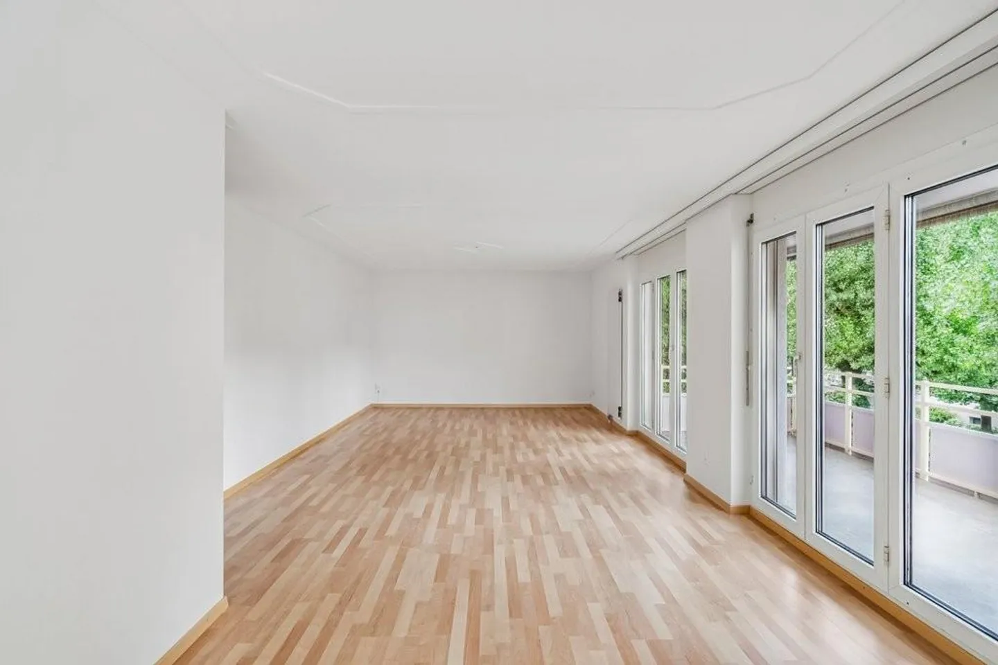 Appartement charmant avec balcon à Neudorf - Photo 3 sur 11