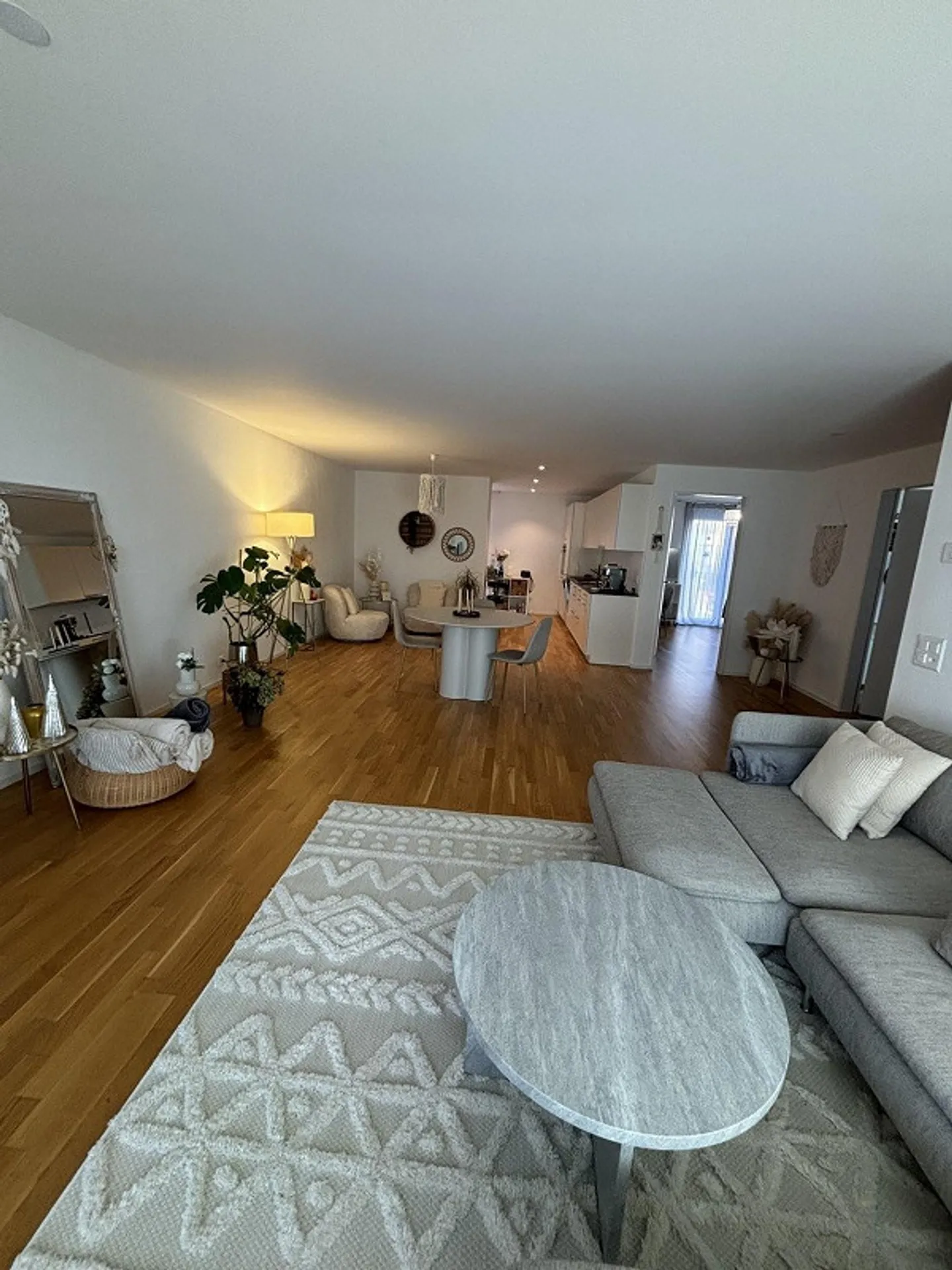 Moderno appartamento di 3.5 locali al 2° piano vicino al centro città - Foto 6 di 11