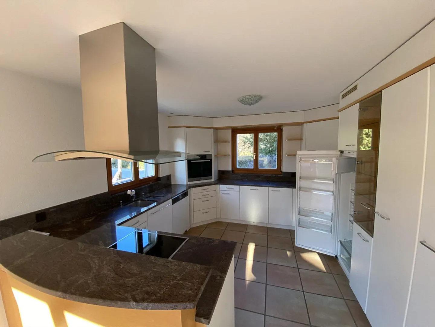 7-Zimmer-Einfamilienhaus an  begehrter Lage in Münchenstein - Photo 4 sur 15