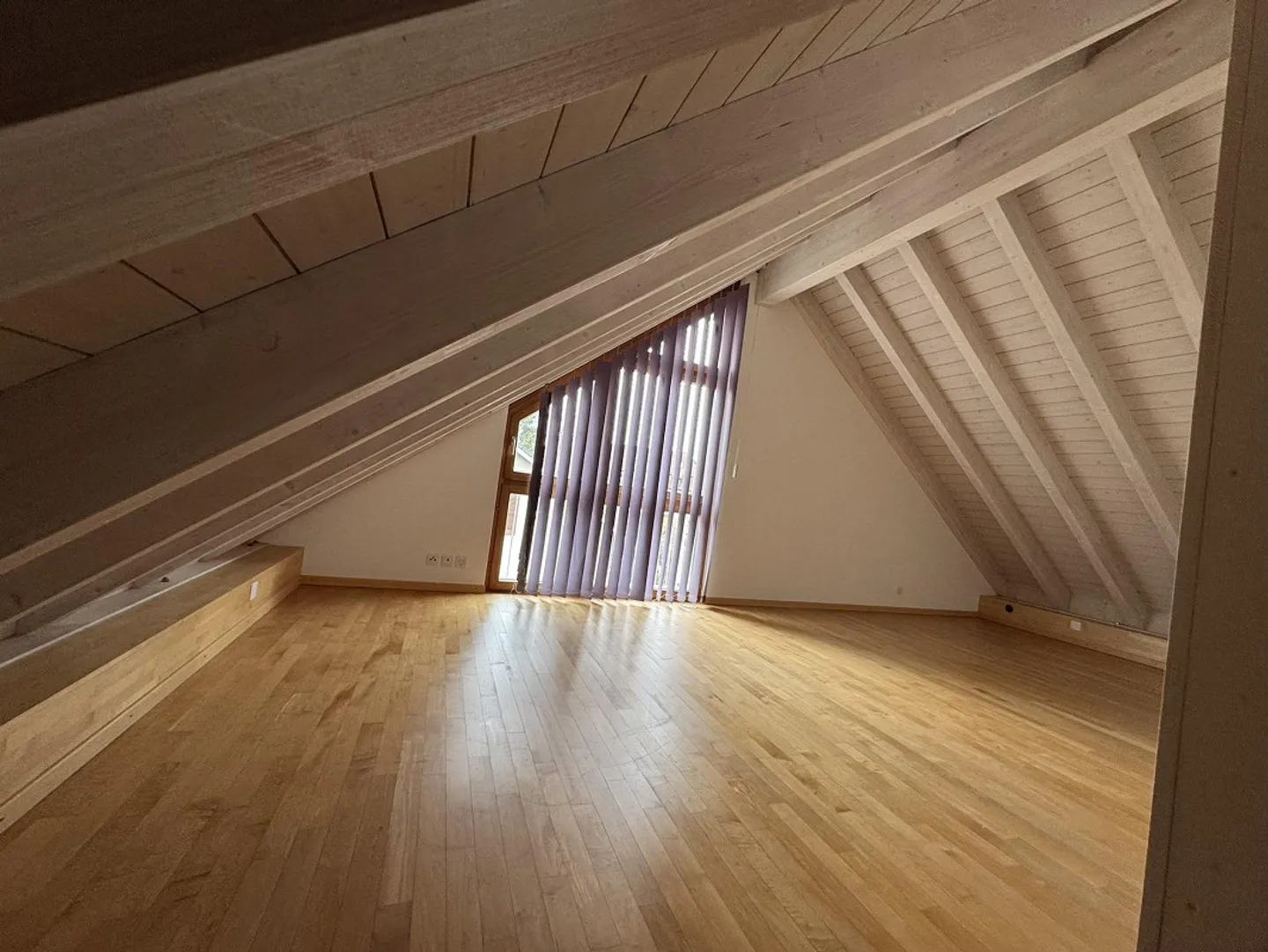 7-Zimmer-Einfamilienhaus an  begehrter Lage in Münchenstein - Photo 12 sur 15